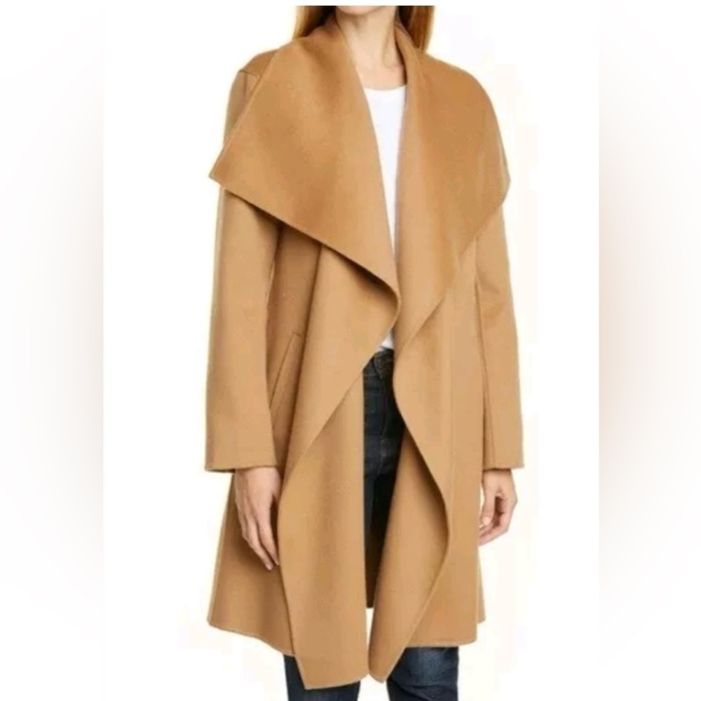 NWOT Nordstrom Signature Camel Waterfall Coat size XS